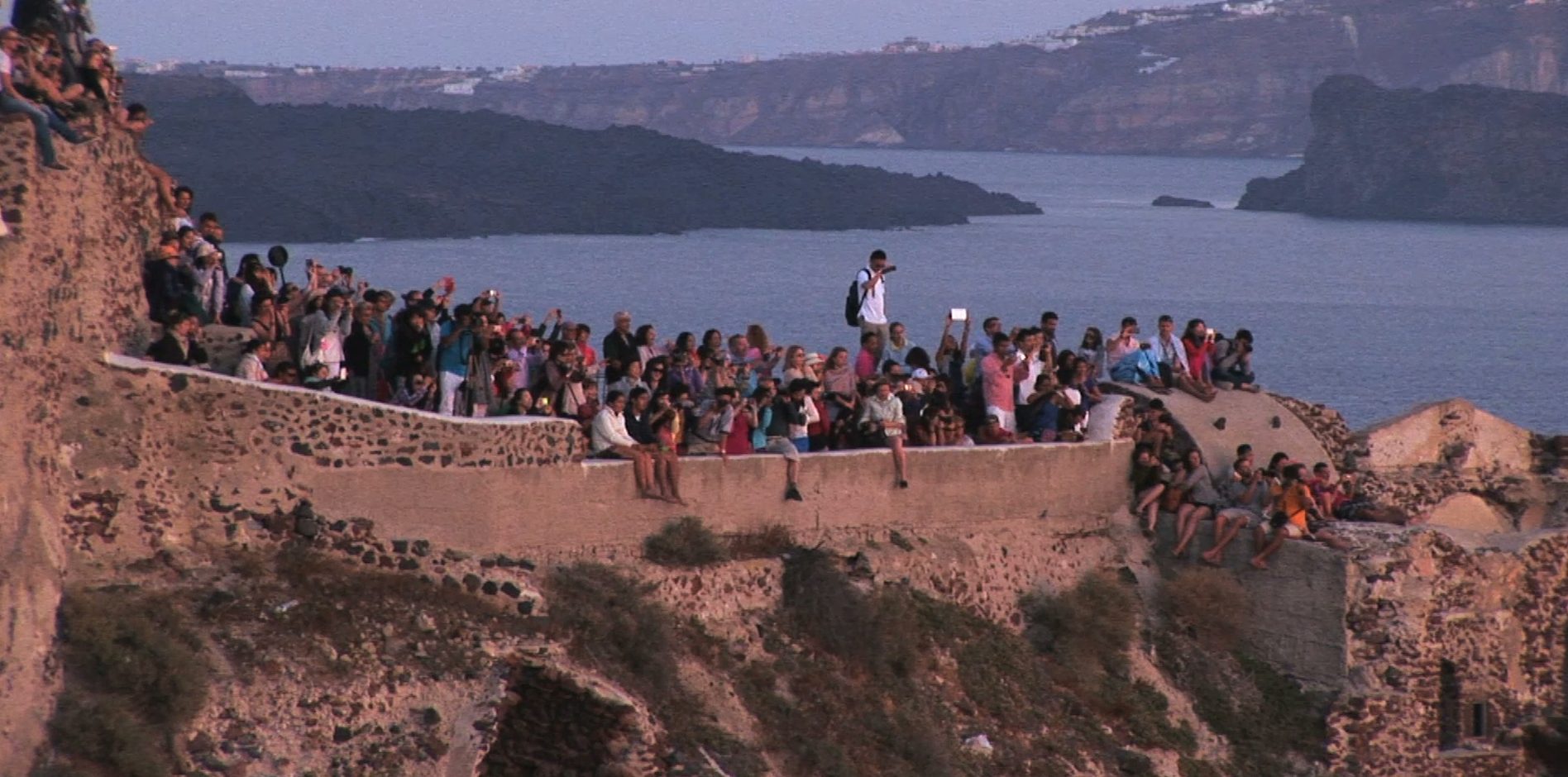 Oia Town - myGreece.tv - Sightseeing in Santorini Oia Town