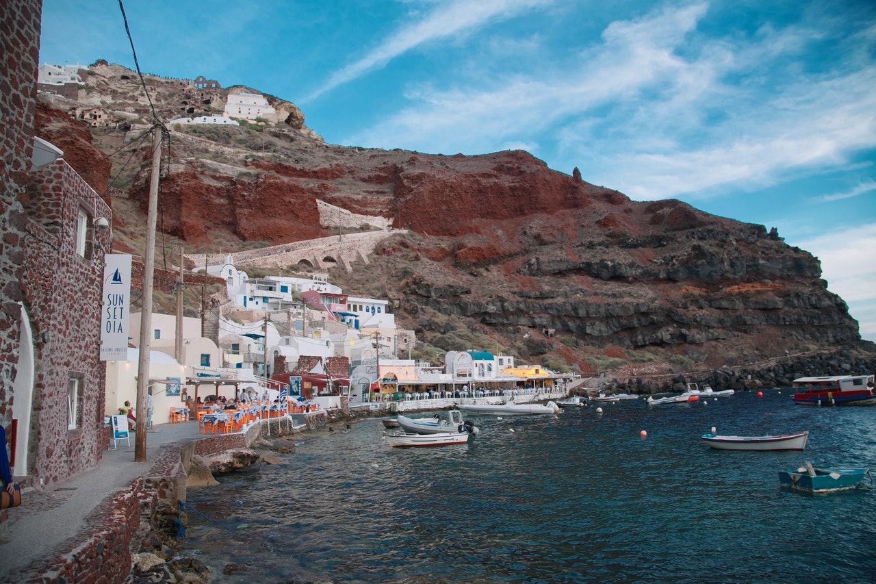 The Old Ports of Santorini